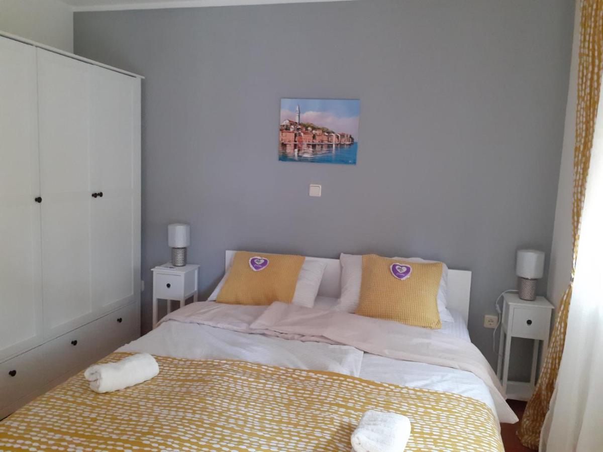Lola Apartmani Rovinj Exterior foto